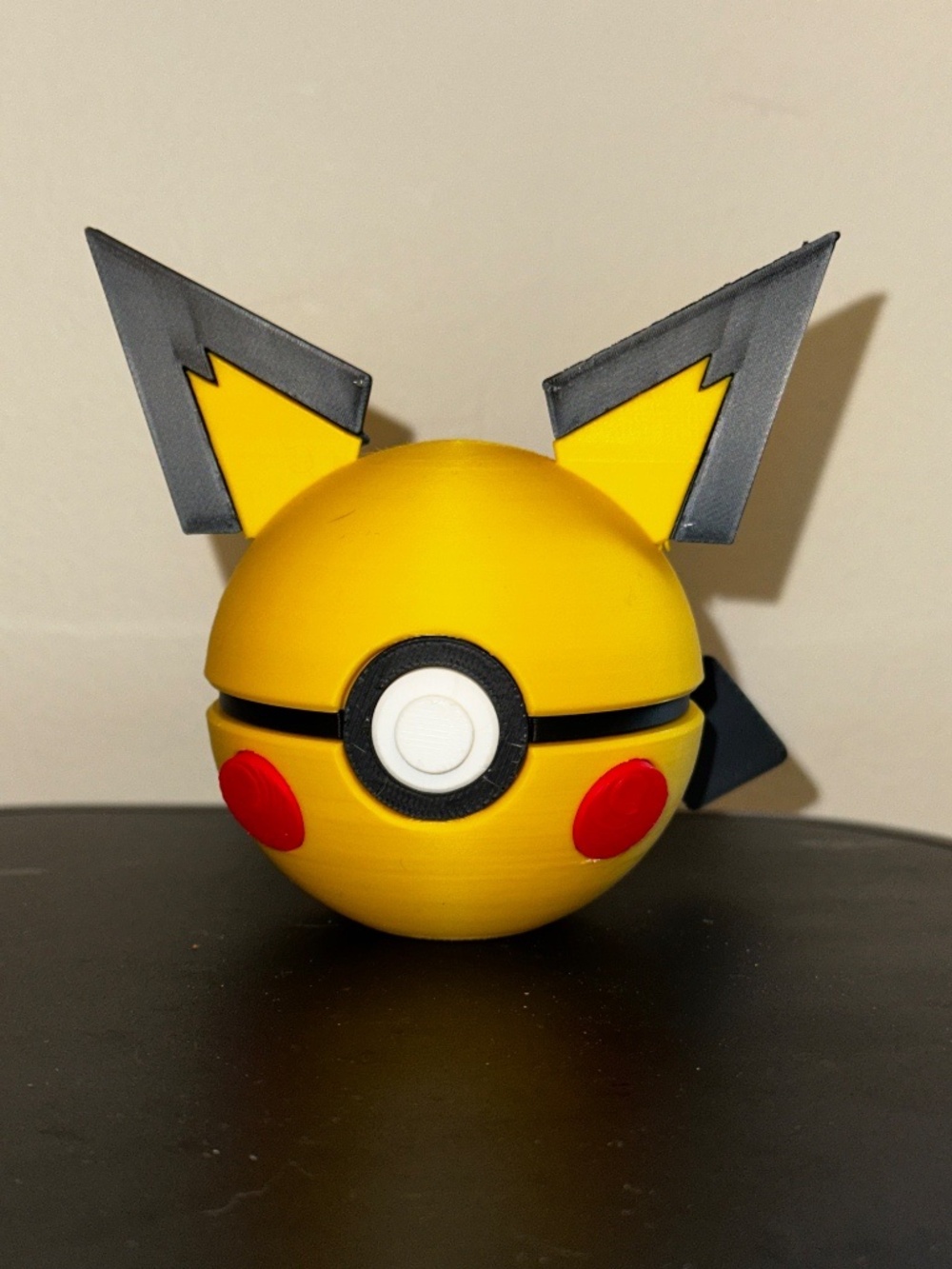 Yellow Black-Eared Mouse Sphere Display – 3D Printed Electric Baby Rodent Orb